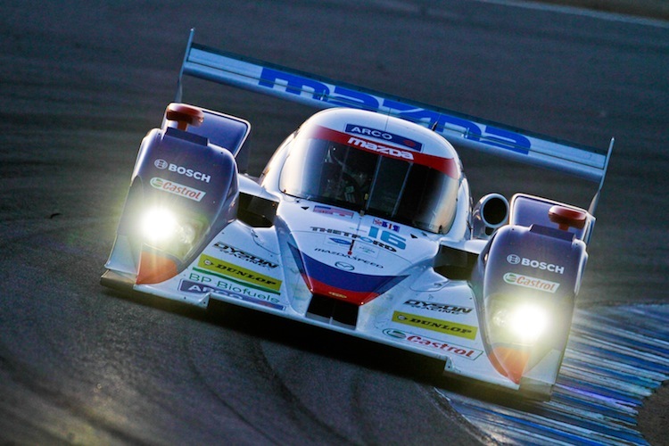 Mazda auf Pole auf dem Mazda Raceway