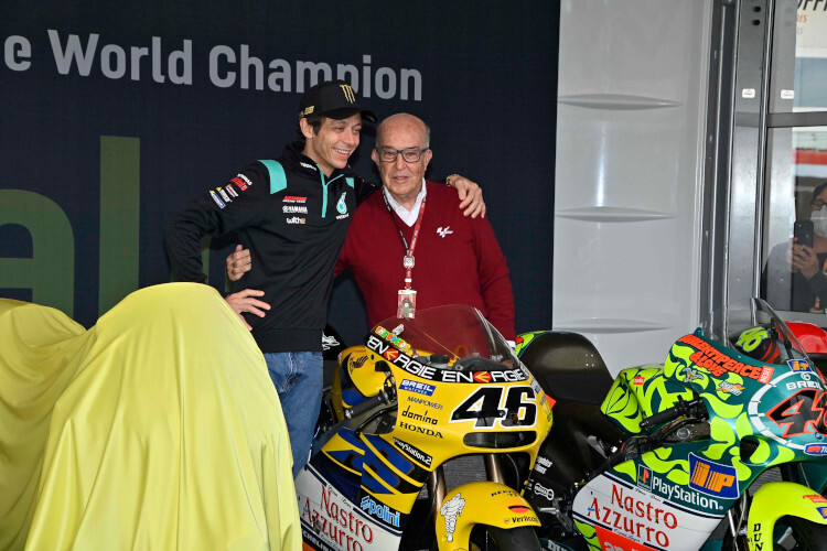 Große Wertschätzung: Valentino Rossi mit Dorna-CEO Carmelo Ezpeleta