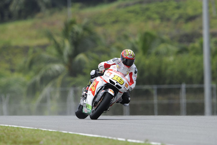 Alvaro Bautista hat in Sepang Schwierigkeiten