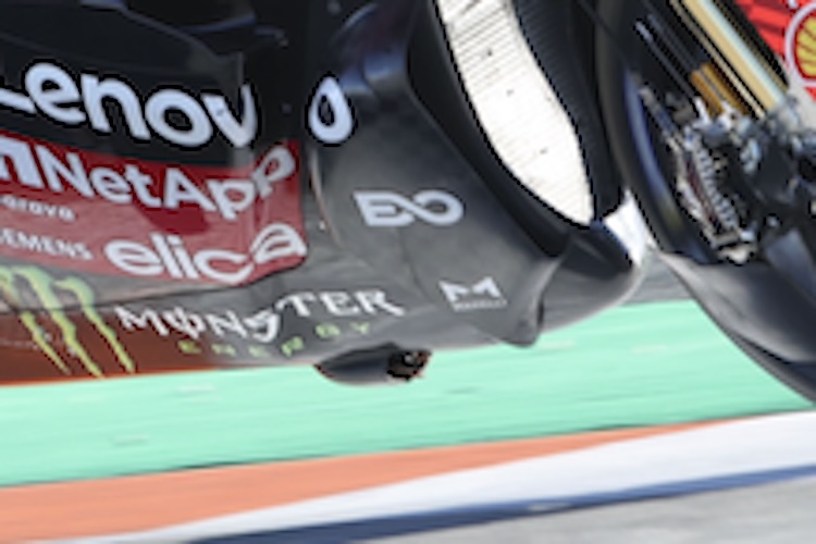 Unter Bulegas-Ducati war ein unbekanntes Bauteil angebracht