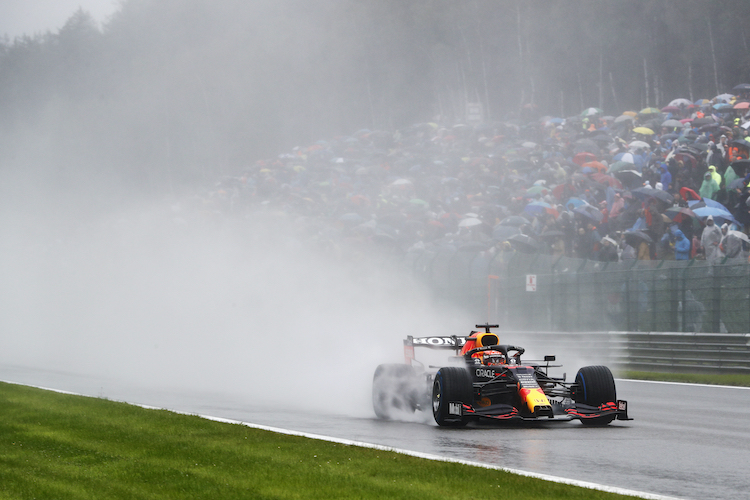 Max Verstappen war der Einzige, der die Bedingungen auf der Aufwärmrunde als fahrbar bezeichnete