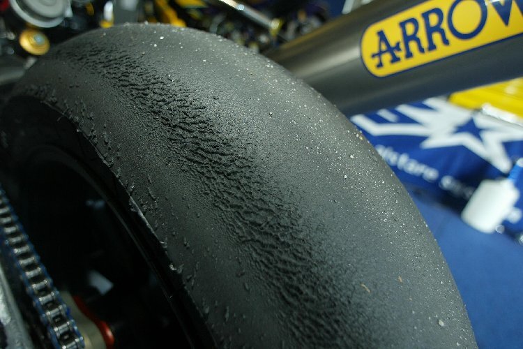 Das hier ist ein Superpole-Qualifyer von Michelin