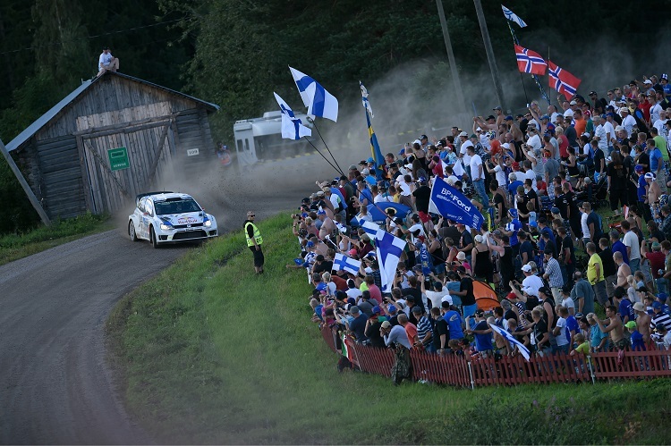 Jari-Matti Latvala weiter vorne in seiner Heimat