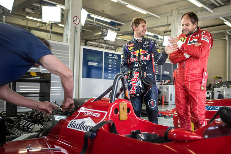 Gespräche in der Box: Formel-1-Champion Sebastian Vettel und der zehnfache GP-Sieger Gerhard Berger