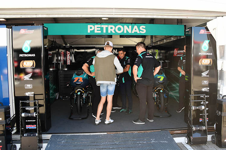 Die Moto3-Box des SIC-Petronas-Honda-Teams in Assen