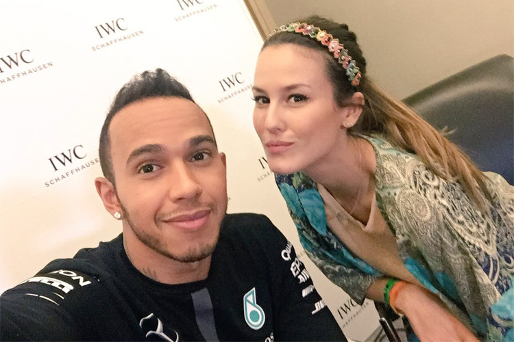 Lewis: Selfie mit dem argentinischen Unterwäschemodell Luli Fernández