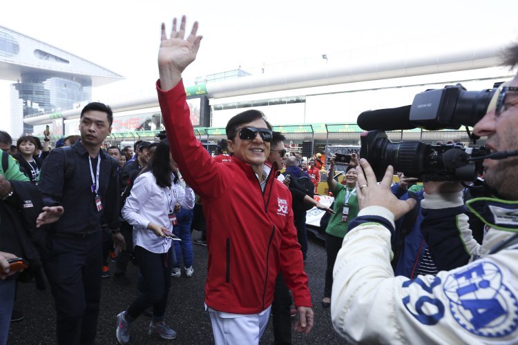 Jackie Chan in der Startaufstellung zum 6h-Rennen der FIA WEC in Shanghai
