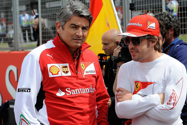 Ferrari-Teamchef Marco Mattiacci mit Fernando Alonso