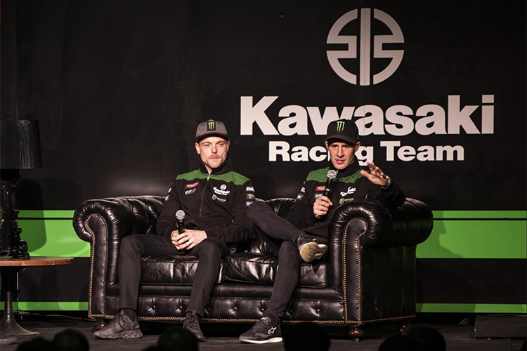 Die Kawasaki-Werksfahrer Alex Lowes (li.) und Jonathan Rea