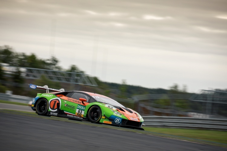 Pole im ADAC GT Masters am Nürburgring für den Lamborghini Huracán GT3