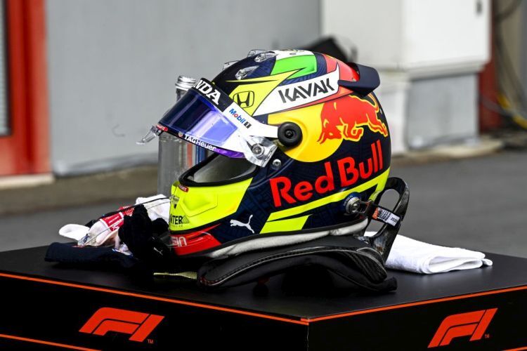 Der Helm von Sergio Perez