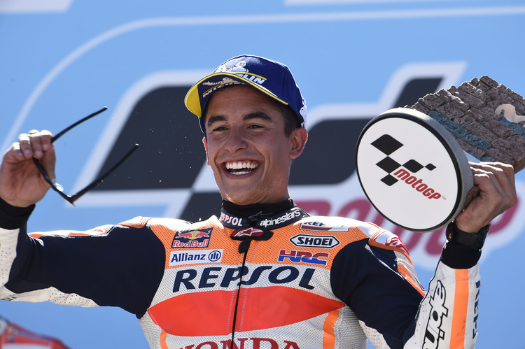 Marc Márquez zelebriert 2018 einen seiner fünf Königsklassen-Siege im MotorLand Aragón