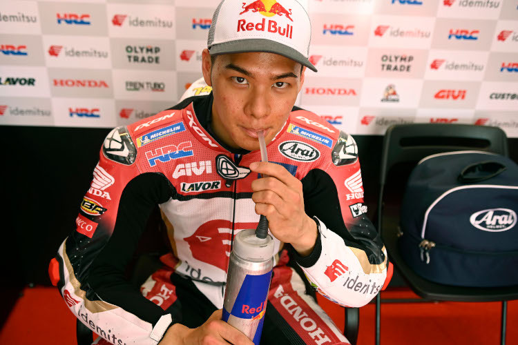 Takaaki Nakagami (29)