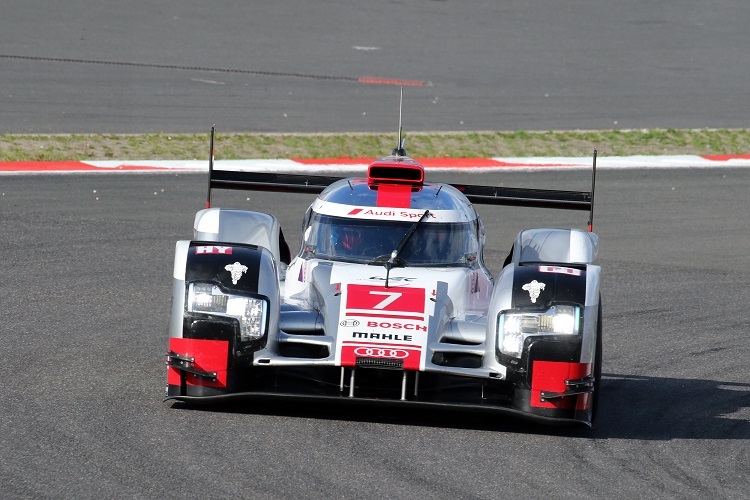 Der Audi R18 e-tron quattro von Tréluyer/Lotterer/Fässler