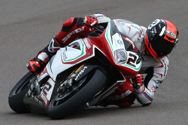 Leon Camier mit der MV Agusta F4 in Imola