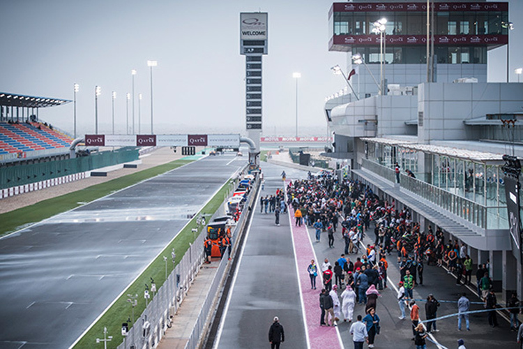 Katar: Am Samstag blieben die Motorräder an den Boxen