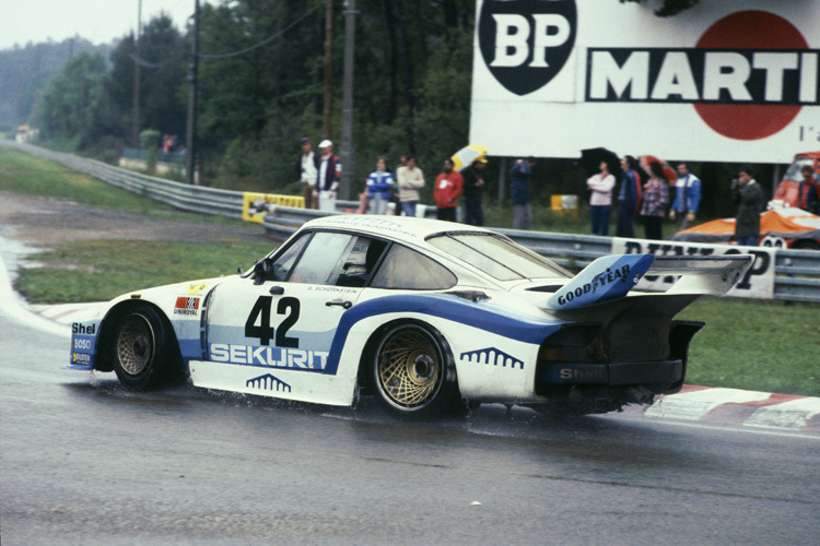 1977 fuhr Schornstein im Porsche 935/77 in Le Mans auf Rang sieben
