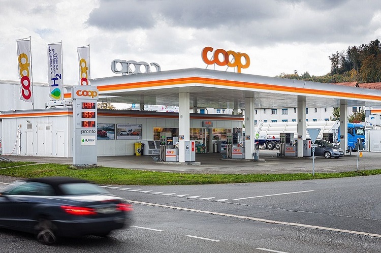 Die erste Wasserstoff-Tankstelle der Schweiz wird von Coop betrieben und steht im aargauischen Hunzenschwil