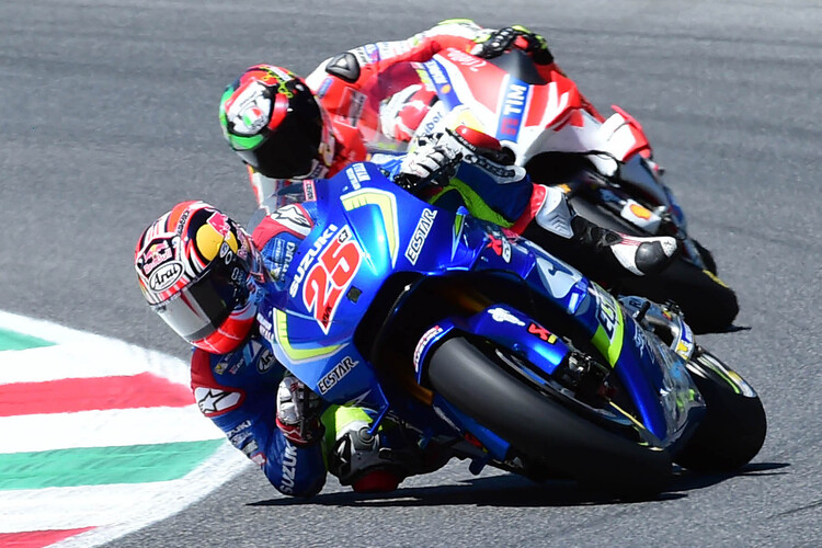 Maverick Viñales im Rennen von Mugello vor Iannone: trotz Suzuki-Vertrag 2017 bei Movistar-Yamaha