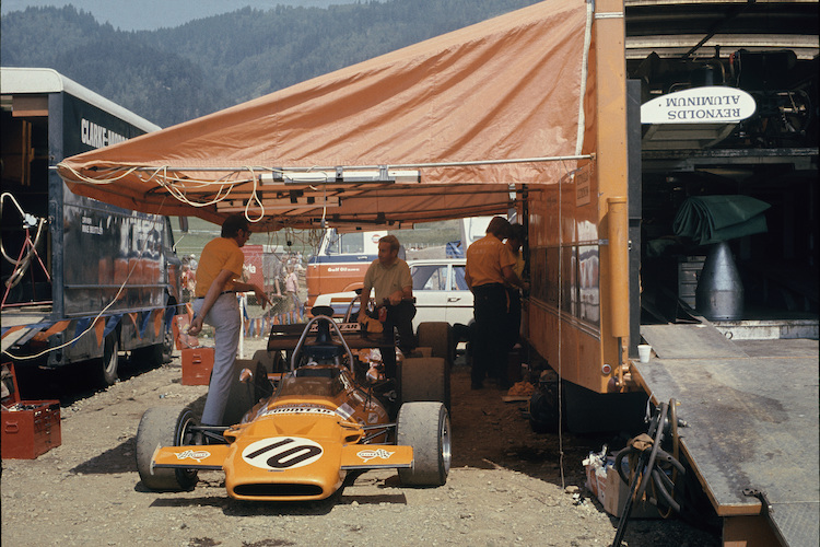 Im Fahrerlager des Österreichrings 1971