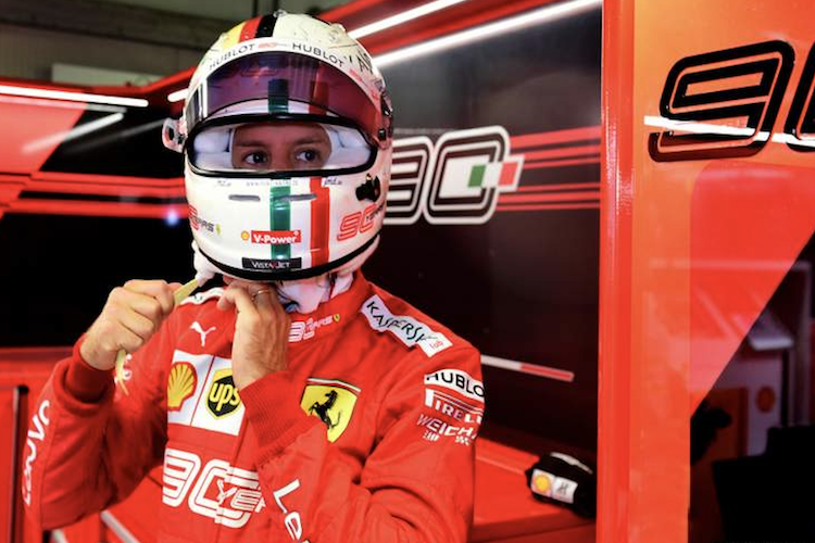 Helm auf für Sebastian Vettel