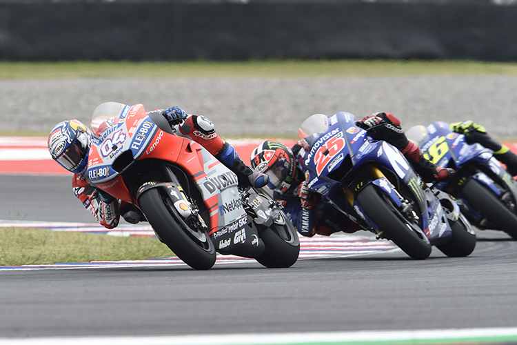 Andrea Dovizioso noch vor Maverick Vinales und Valentino Rossi