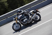 Triumph Trhuxton RS: Sportlich fahren und noch lässig-cool aussehen dabei