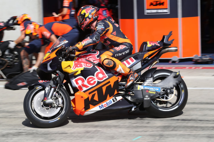 Pol Espargaro wird die DTM-Fans mit der KTM RC16 begeistern