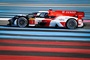 Der 2022er Toyota GR010 Hybrid von der Seite