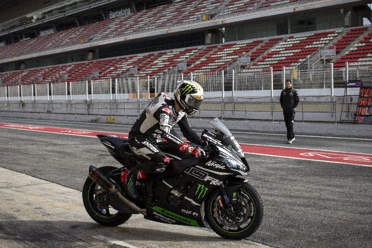 Jonathan Rea ging zuerst mit Regenreifen auf die Strecke