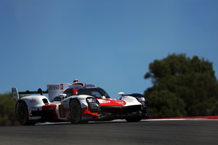 Der Toyota GR010 Hybrid von Sébastien Buemi, Ryo Hirakawa und Brendon Hartley