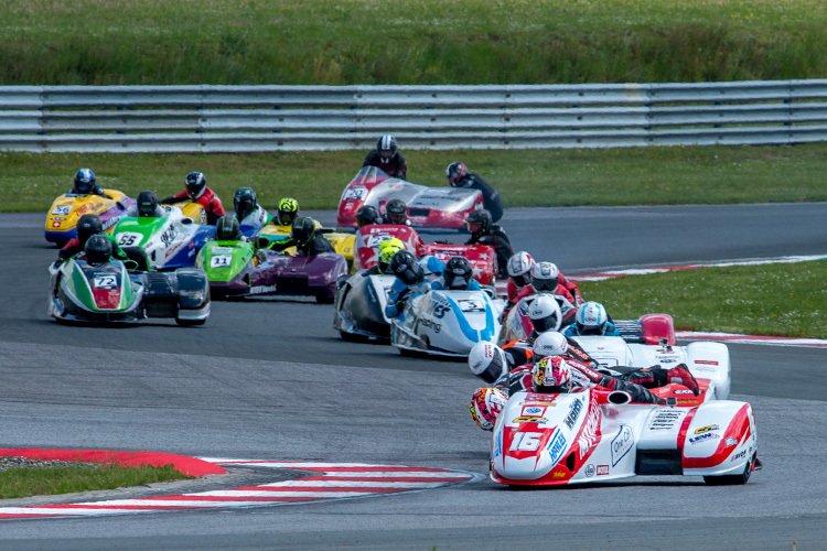 2018 sollen mehr Teams in der Seitenwagen-WM mitfahren