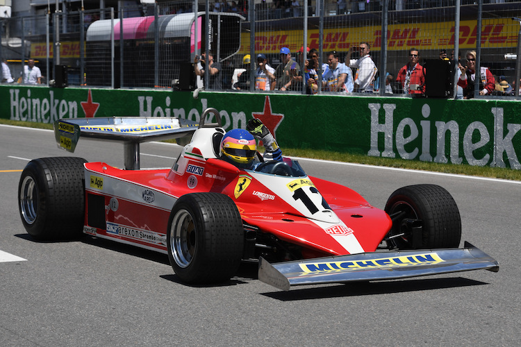 Jacques Villeneuve 2018 in Montreal im 1978er Rennwagen seines Vaters Gilles