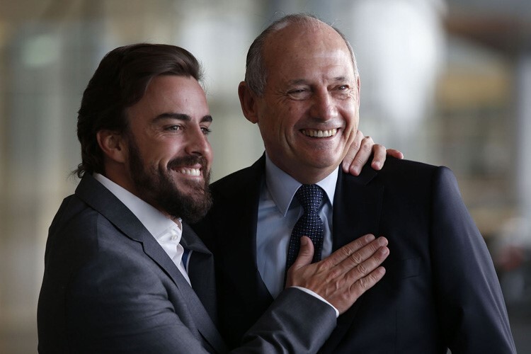 Fernando Alonso mit Ron Dennis