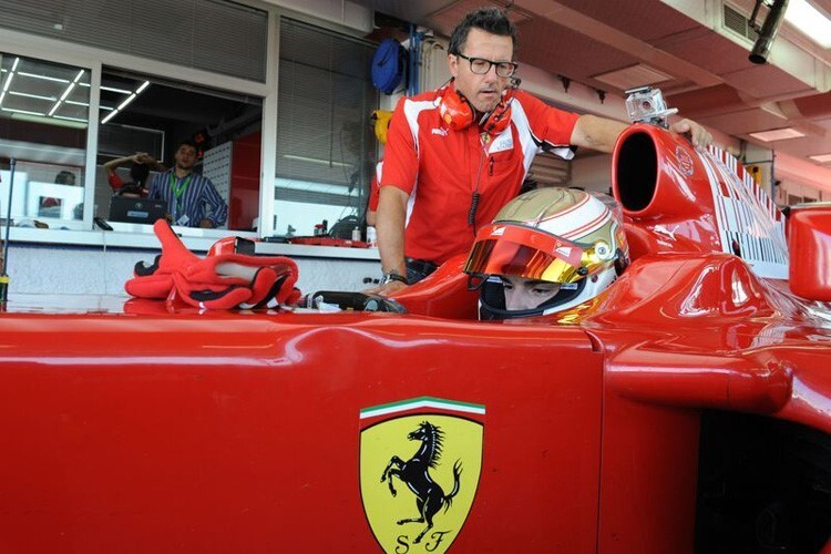 Luca Baldisserri als Chef des Ferrari-Nachwuchsprogramms mit Jules Bianchi