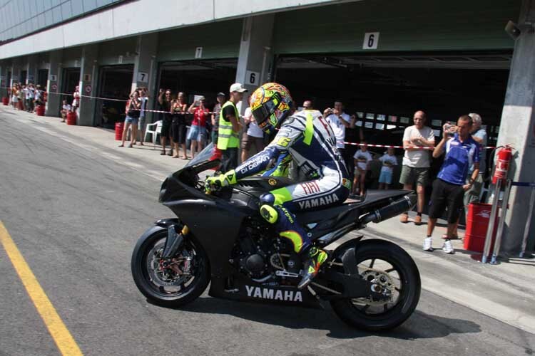 Rossi geht nach 14 Uhr in Brünn auf die Piste