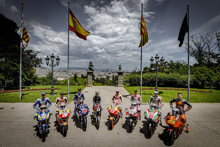 Die spanischen MotoGP-Fahrer mit Salvador Cañellas