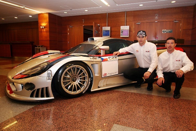 Karl Wendlinger und Ryan Sharp mit ihrem Saleen