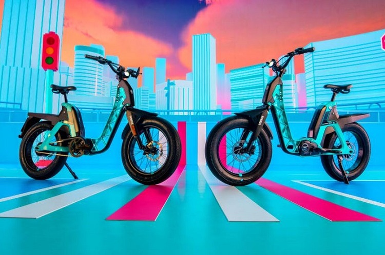 Yamaha Booster: Elektro-Fahrräder für die Stadt, gebaut von Fantic in der Minarelli-Fabrik für Yamaha
