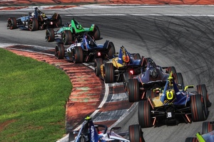 Die Formel-E-Stars testen in dieser Woche in Valencia)