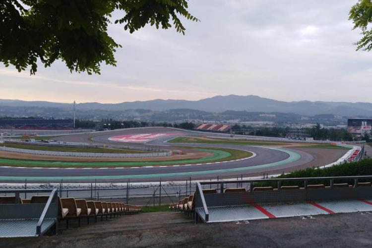 Regen über dem Circuit de Barcelona-Catalunya