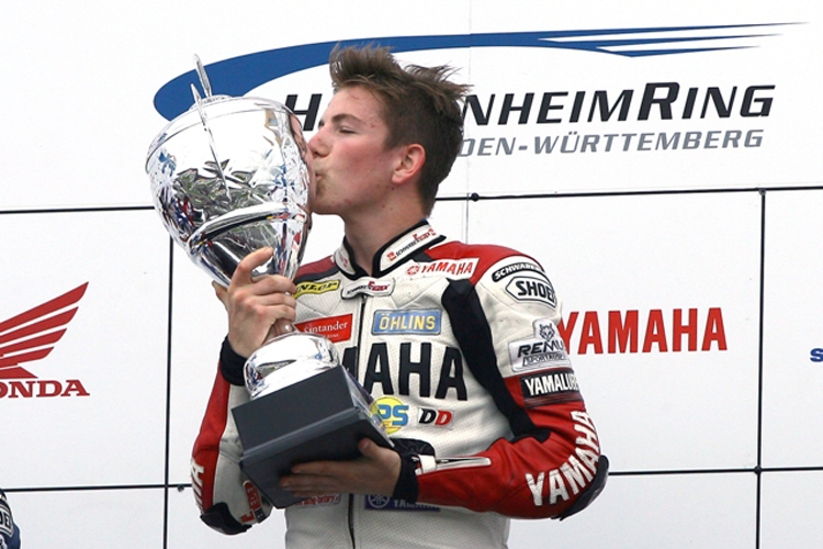 Lukas Trautmann ist Gewinner beim Yamaha R6 Dunlop Cup