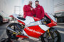 Max Biaggi (re) wird Teamchef eines eigenen Moto3-Teams