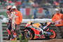 Marc Marquez nach dem Sturz