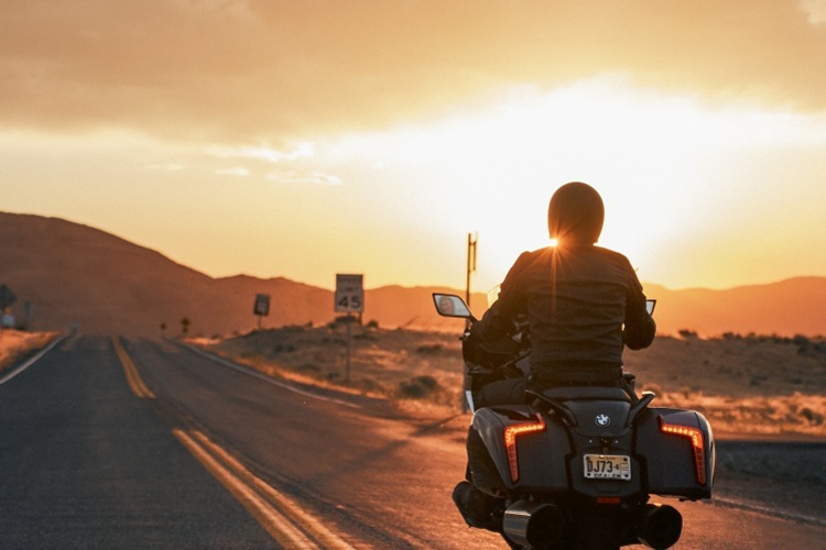 BMW bietet ein breites Programm, mit dem sich der Traum von der grenzenlosen Motorrad-Freiheit verwirklichen lässt