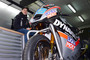 Marcel Schrötter in der Box des Teams Dynavolt Intact GP