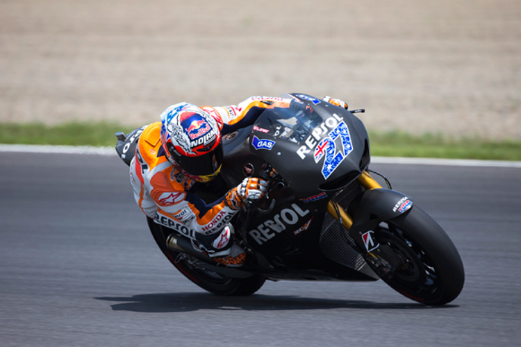 Casey Stoner auf dem Honda-Prototyp für 2014