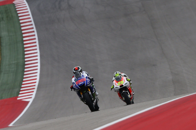 Jorge Lorenzo vor Andrea Iannone in Texas