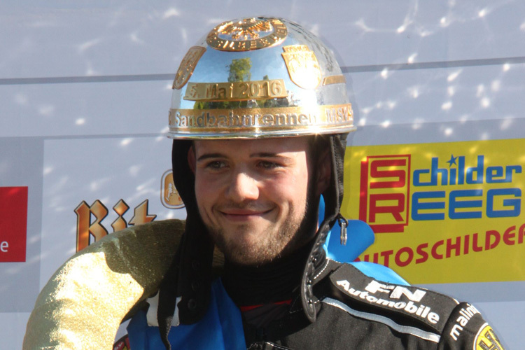 Erik Riss gewann in Herxheim auch den ADAC Silberhelm der Pfalz