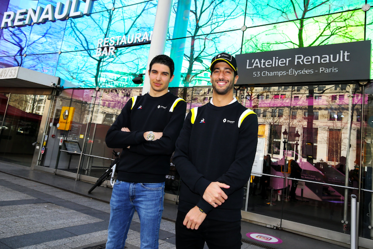 Esteban Ocon und Daniel Ricciardo in Paris